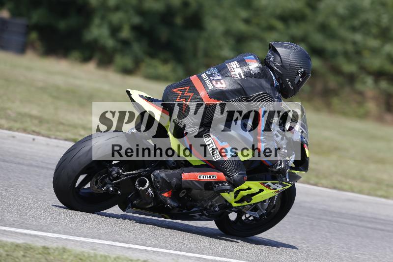 /Archiv-2025/49 26.08.2025 Cornu Master School ADR/gruen-vert/11